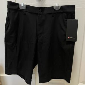 BRAND NEW Commission Short Relaxed 11”